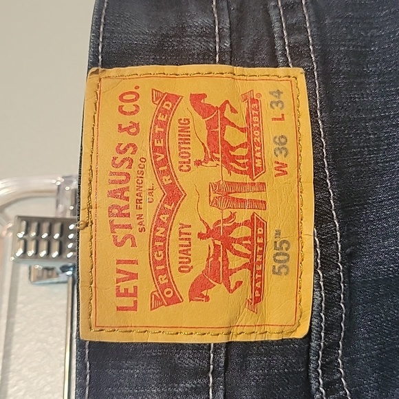 Levi's 505 Mens Jeans - Size 36x34 - Picture 4 of 7